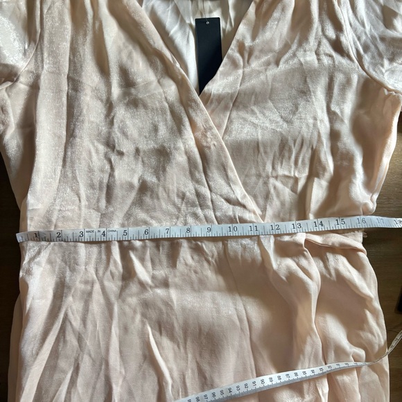 Lulu’s Endless Moments Light Peach Satin Long Sleeve Wrap Maxi Dress, Sz XL, NWT - Picture 11 of 12